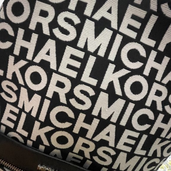 Michael Kors Large backpack Black and White XL main image 4
